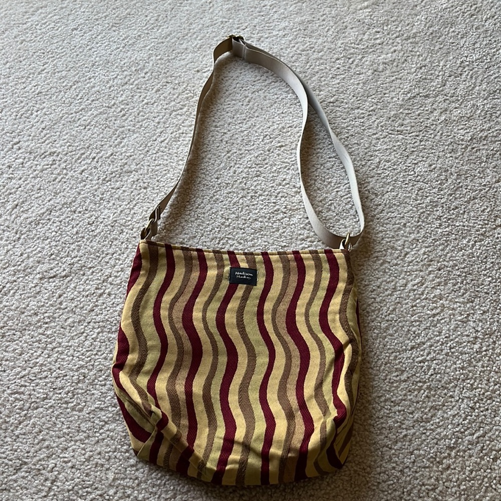 Madison Handbag Crossbody